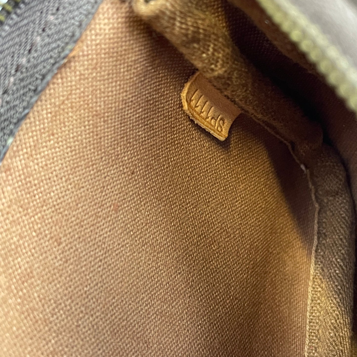 Louis Vuitton Pochette