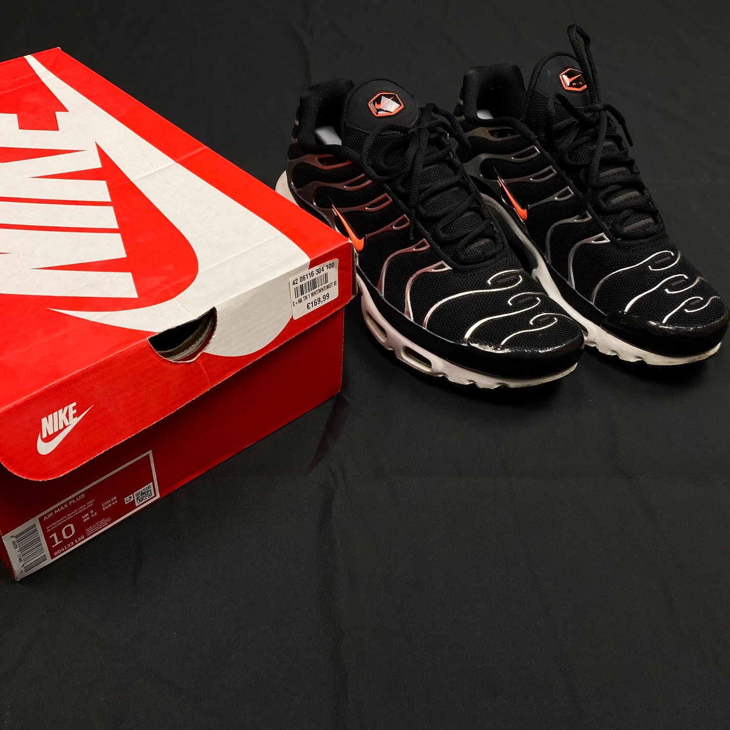 Nike Air Max Plus TN Hyper Crimson