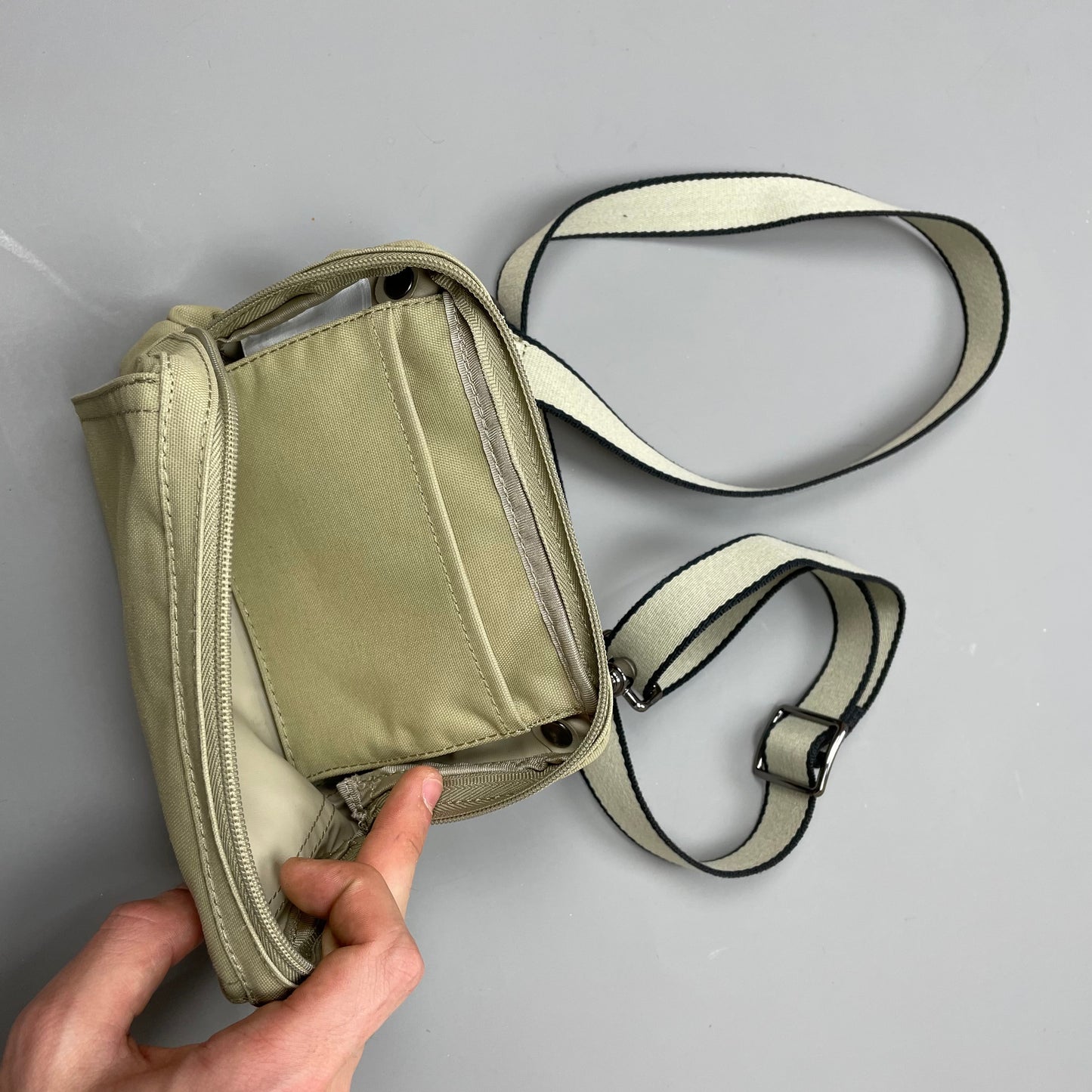 Lacoste Sidebag