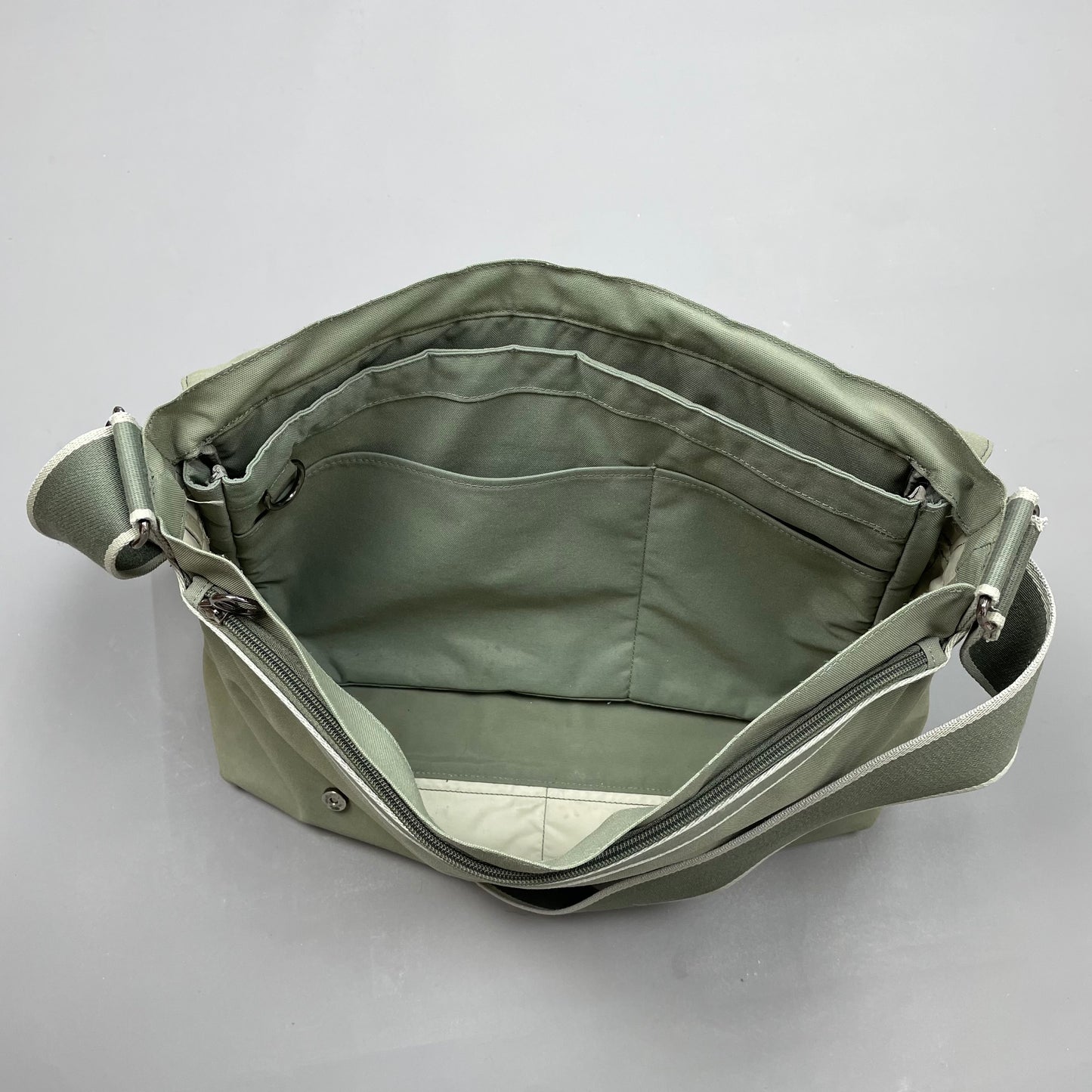 Lacoste Messenger Bag