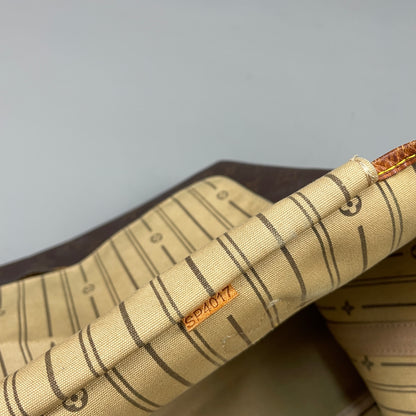 Louis Vuitton Neverfull