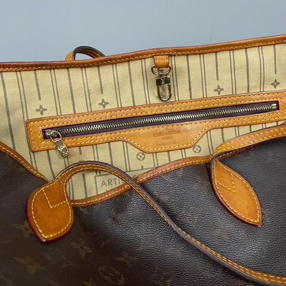 Louis Vuitton Neverfull