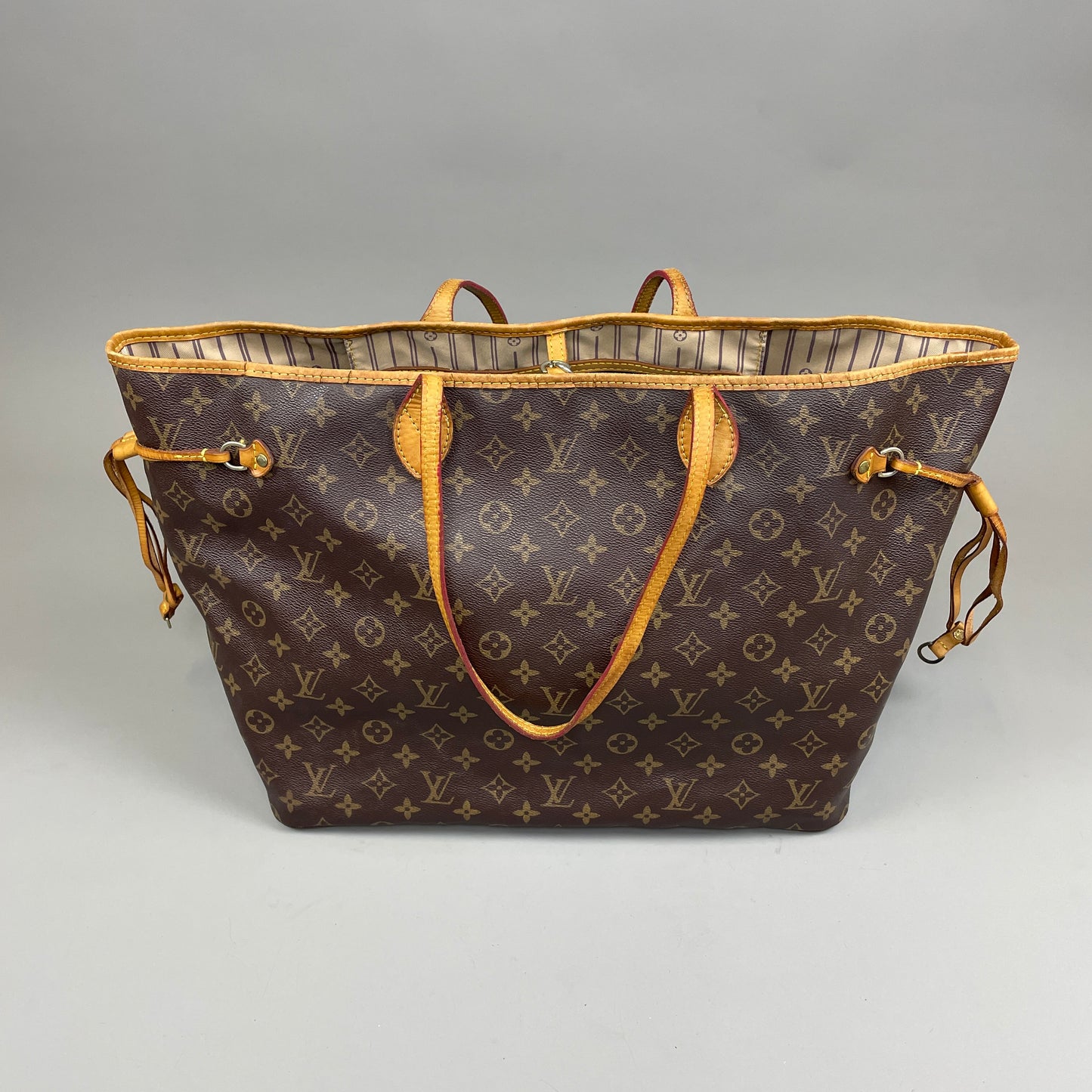 Louis Vuitton Neverfull MM