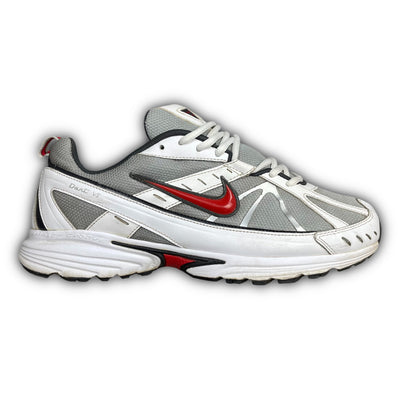 Vintage Nike Dart VI