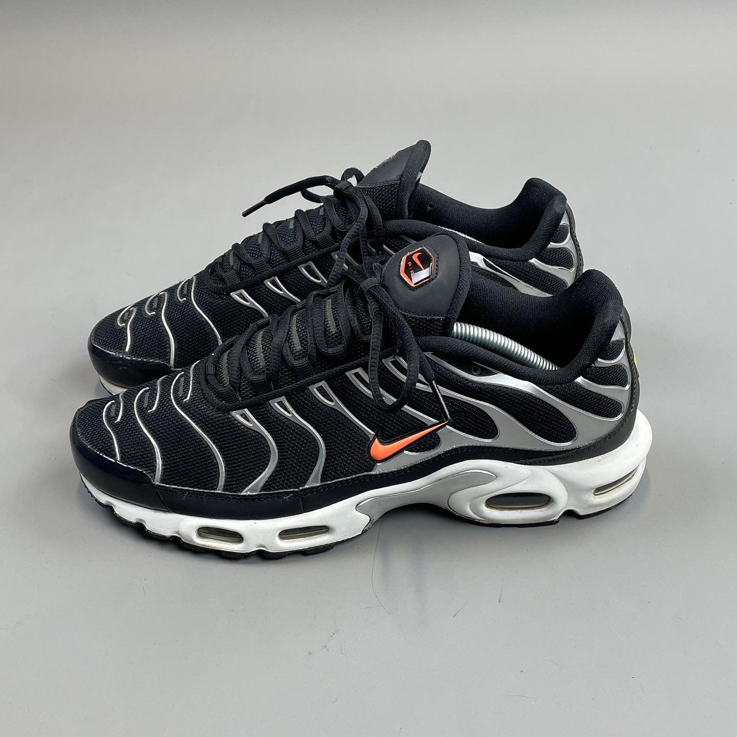 Nike Air Max Plus TN Hyper Crimson